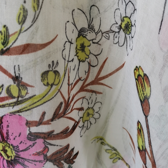 Witchery Floral Scarf - Picture 4 of 5